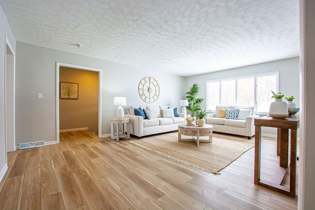 property at 2352 Lincoln St