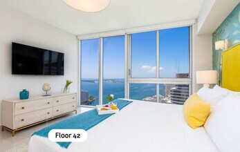 485 Brickell Ave in Miami, FL - Building Photo - Building Photo