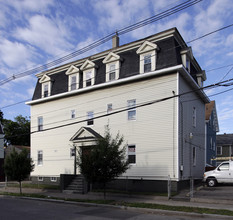 85 Hamilton St in Providence, RI - Building Photo - Building Photo