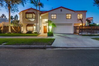 768 Olive Ave in Coronado, CA - Building Photo - Building Photo