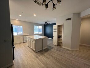14546 Newport Ave in Tustin, CA - Building Photo - Building Photo