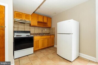 5763 Pemberton St in Philadelphia, PA - Building Photo - Building Photo