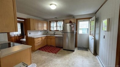 68 Kelsey Pl in Madison, CT - Building Photo - Building Photo