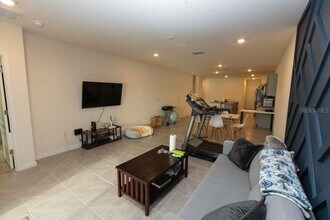 2933 Sunridge Lp in St. Cloud, FL - Building Photo - Building Photo