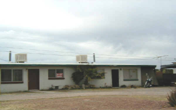 2831-2833 N Castro Ave in Tucson, AZ - Building Photo - Building Photo