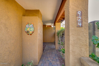 924 N 86th Way in Scottsdale, AZ - Building Photo - Building Photo