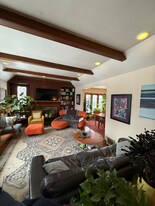 3665 Glencairn Rd, Unit 2 in Shaker Heights, OH - Building Photo