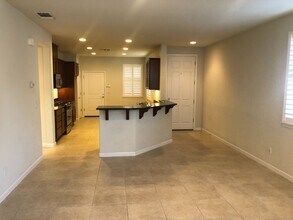 9963 Caldon Way in Elk Grove, CA - Building Photo - Building Photo