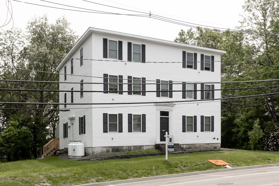8 College Ave in Gorham, ME - Building Photo