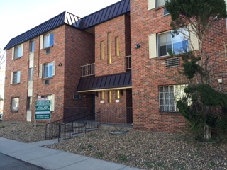 Camelot Apartments in Denver, CO - Building Photo - Building Photo