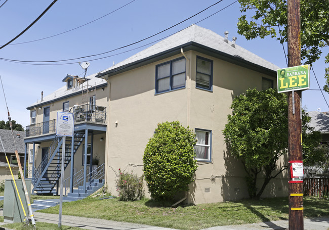 1661 Tyler St in Berkeley, CA - Foto de edificio - Building Photo