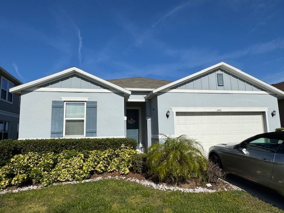 2481 Biscotto Cir in Davenport, FL - Building Photo