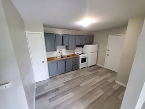 31 McKenzie Ave in Moncton, NB - Building Photo - Building Photo