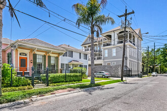 4316 Perrier St, Unit F in New Orleans, LA - Foto de edificio - Building Photo