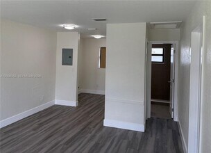 100 SW 6th St in Homestead, FL - Building Photo - Building Photo