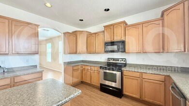 1036 E Magnum Rd in San Tan Valley, AZ - Building Photo - Building Photo
