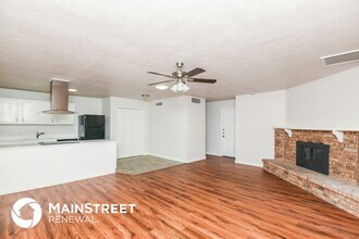 4705 Independence Trail in Grand Prairie, TX - Building Photo - Building Photo