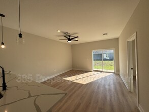 2022 Dorion St in Port Charlotte, FL - Building Photo - Building Photo