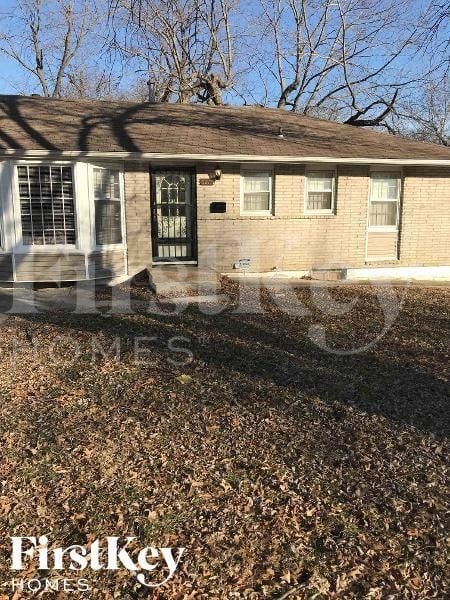 property at 6217 E 95th Terrace