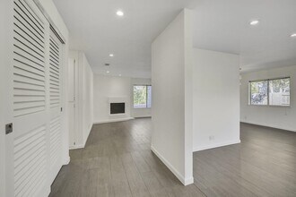 312 N Alamo Dr in Vacaville, CA - Building Photo - Building Photo