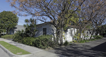 6132-6152 Western Ave in Buena Park, CA - Building Photo - Building Photo