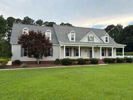 2300 B Stokes Rd in Greenville, NC - Building Photo