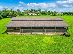 14300 SW 192nd St in Miami, FL - Building Photo - Building Photo