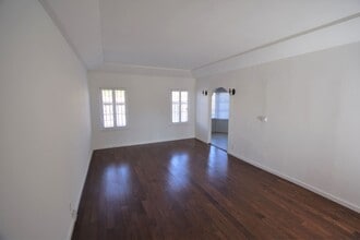 1415 S Sierra Bonita Ave in Los Angeles, CA - Building Photo - Building Photo