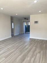 8951 Jamacha Rd, Unit 31 in Spring Valley, CA - Building Photo - Building Photo