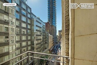93 Leonard St in New York, NY - Building Photo - Building Photo