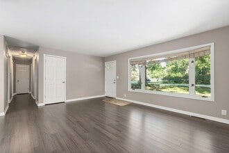 16340 S McGrath Dr in Plainfield, IL - Building Photo - Building Photo