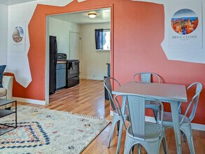 170 E 100 N in Kanab, UT - Building Photo - Building Photo