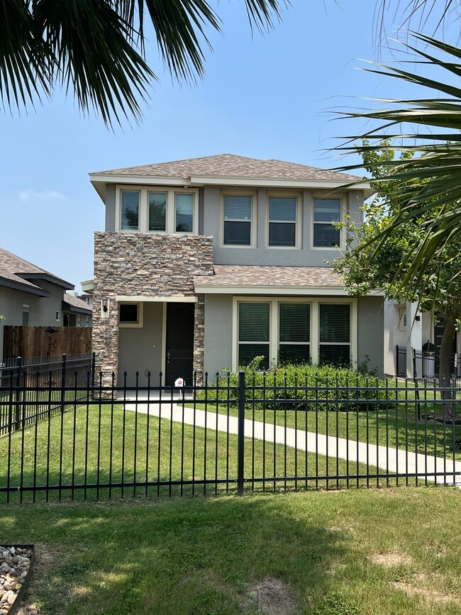 property at 10228 N 14th St
