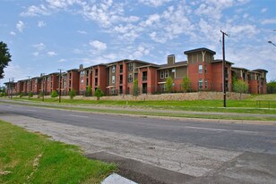 High Point Senior Living in Dallas, TX - Building Photo