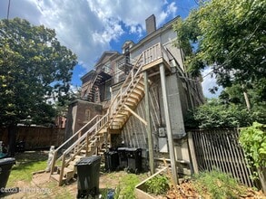 502 Belgravia Ct in Louisville, KY - Building Photo - Building Photo
