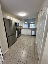 2675 Emerald Lake Ct in Kissimmee, FL - Building Photo - Building Photo