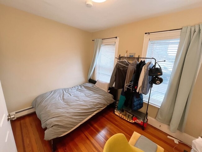22 Belmont St, Unit 4 in Watertown, MA - Building Photo - Building Photo
