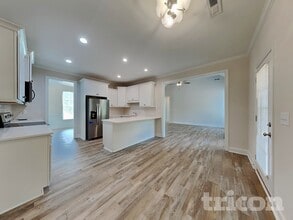 250 Coats Ridge Dr in Benson, NC - Foto de edificio - Building Photo