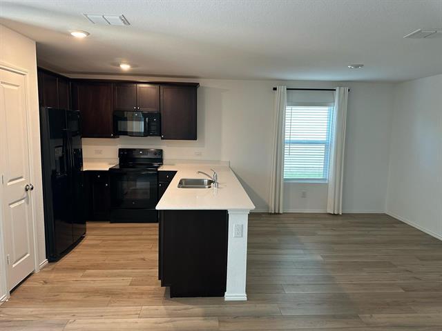 3210 Normandy Brk Rd in Dallas, TX - Building Photo - Building Photo