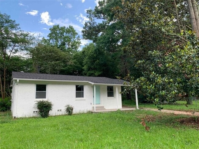 110 Raymond St in Jonesboro, GA - Building Photo - Building Photo