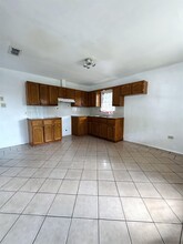 3507 S Jarvis Ave in Laredo, TX - Building Photo - Building Photo