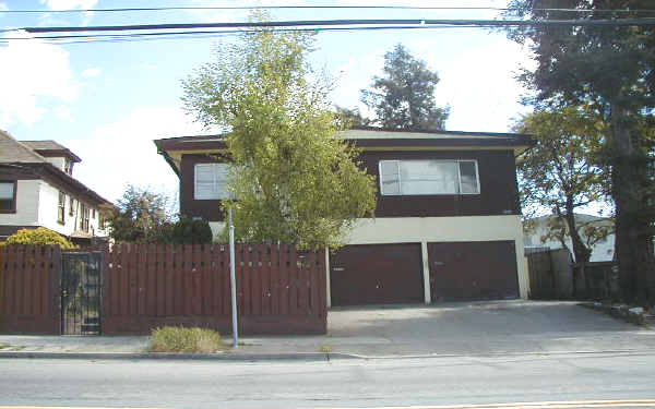 -2838 35th Ave in Oakland, CA - Foto de edificio