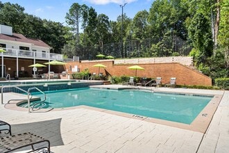 Belmont Crossing Apartments in Riverdale, GA - Foto de edificio - Building Photo