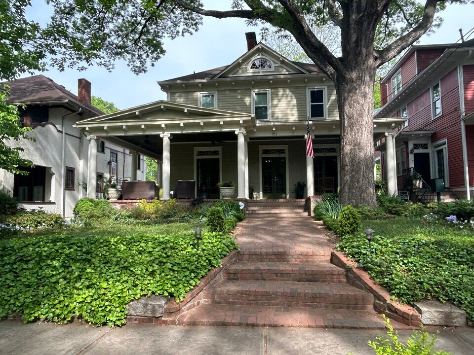 795 Myrtle St NE in Atlanta, GA - Building Photo