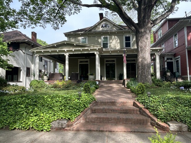 property at 795 Myrtle St NE