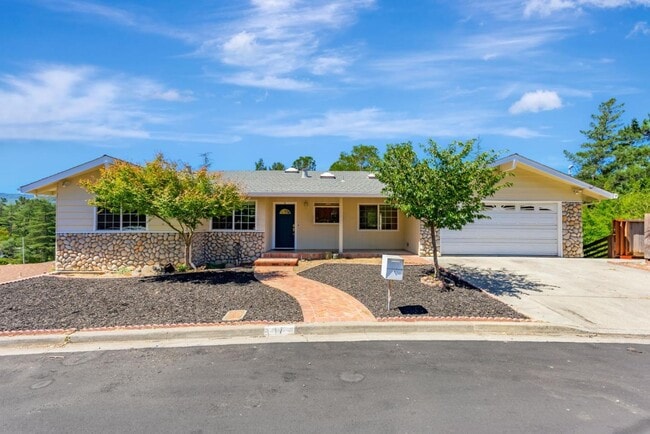 property at 17 Muth Dr