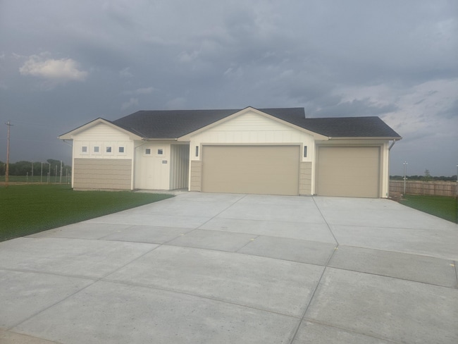 property at 1164 W Trek Cir