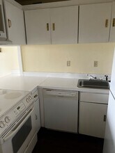 1271 Poplar Ave in Memphis, TN - Building Photo - Building Photo
