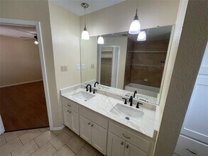 11404 Powder Mill Trail in Austin, TX - Building Photo - Building Photo