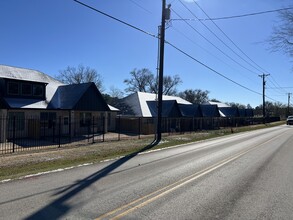 14195 County Road 192 in Tyler, TX - Building Photo - Building Photo